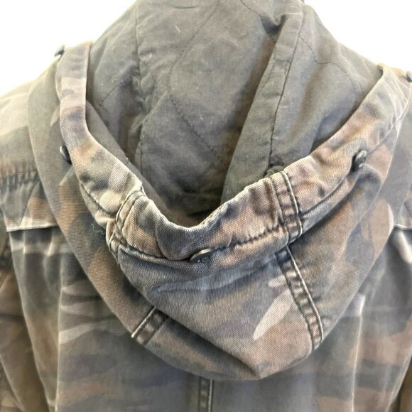 American Eagle Boho Distressed Camo Jacket XS - Picture 3 of 12